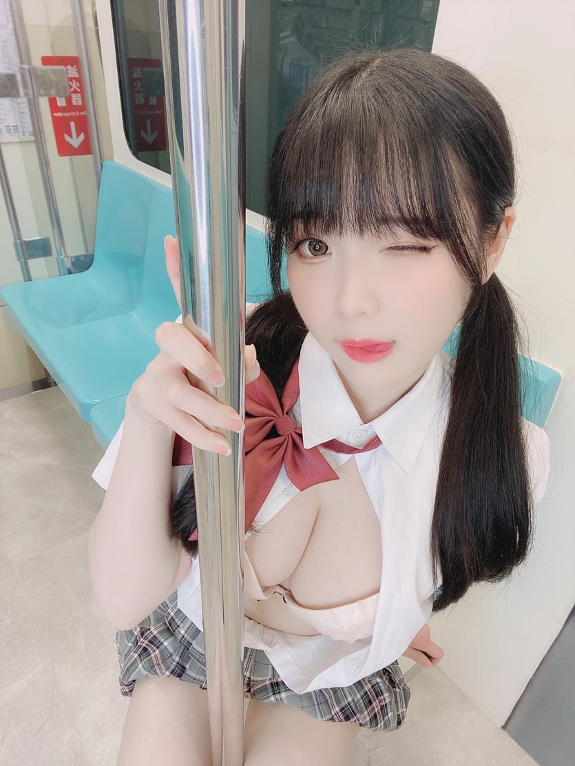 霜月shimo First August第2张-皮玩部落 霜月shimo First August