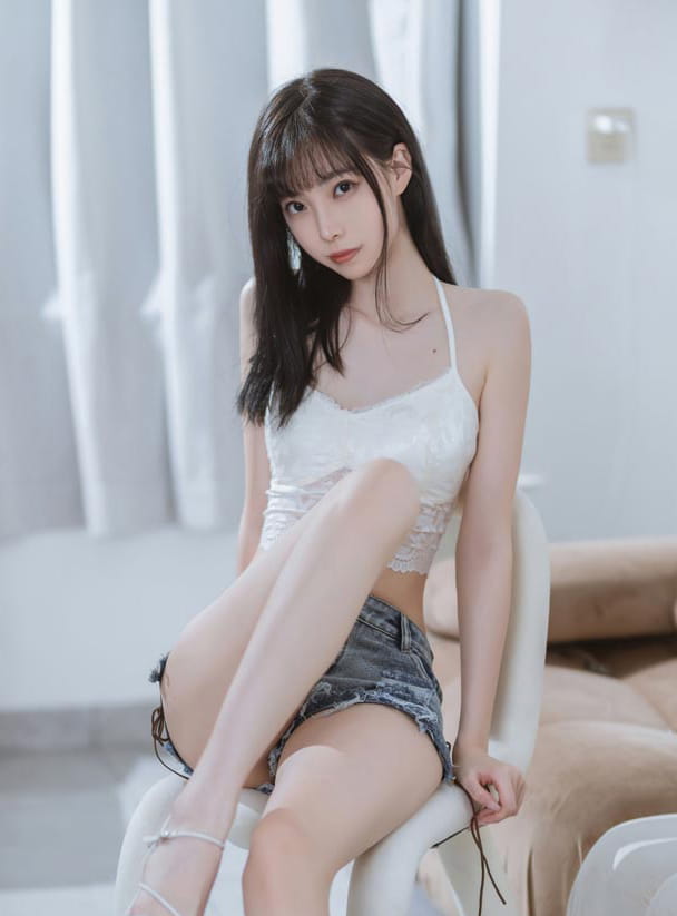 许岚LAN 纯欲吊带