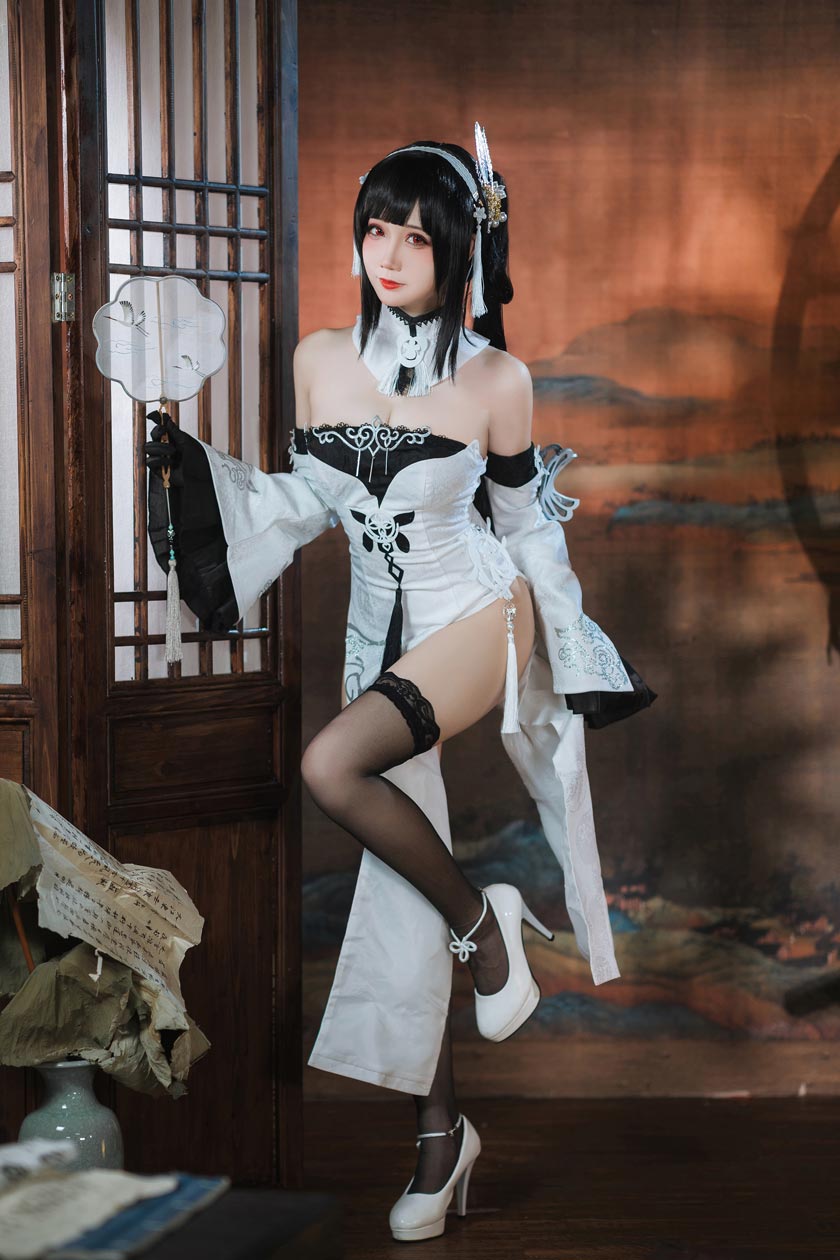 焖焖碳 碧蓝航线 鎮海 白黑礼服第1张-皮玩部落 焖焖碳 碧蓝航线 鎮海 白黑礼服