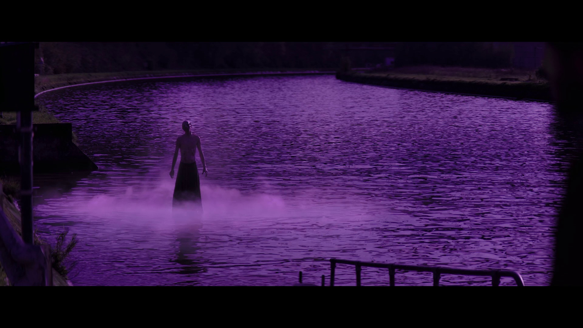 《降灵日历》HD[MP4/1080P]迅雷下载