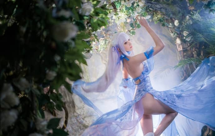 爱蜜莉亚水晶礼服