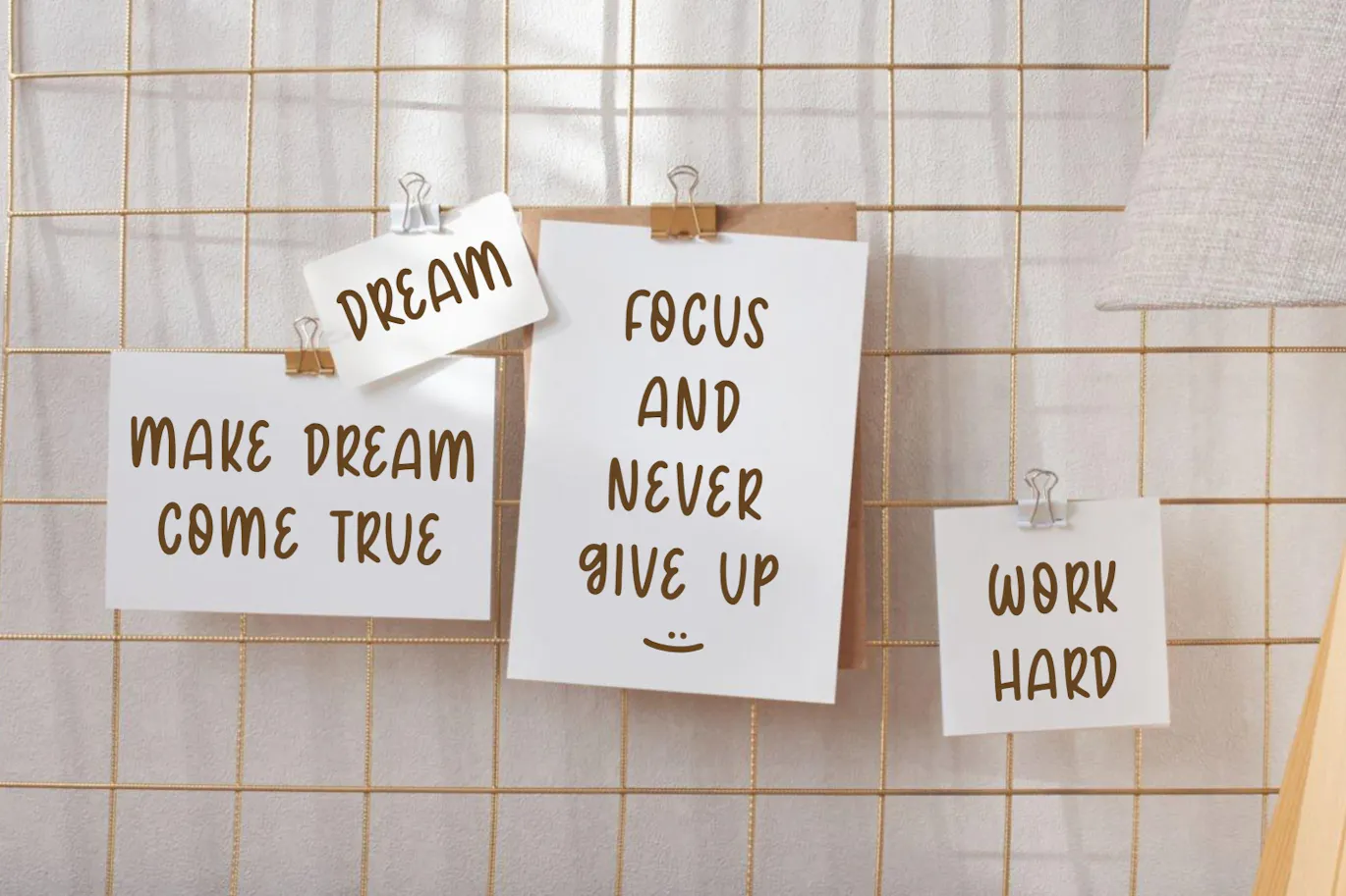 非常适合产品包装的英文字体 - Coffee Latime