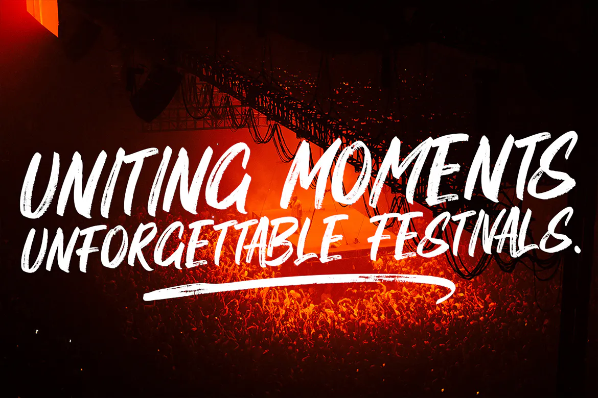 粗糙仿旧元素的英文手写笔刷字体 - Foreclosure - Brush Font