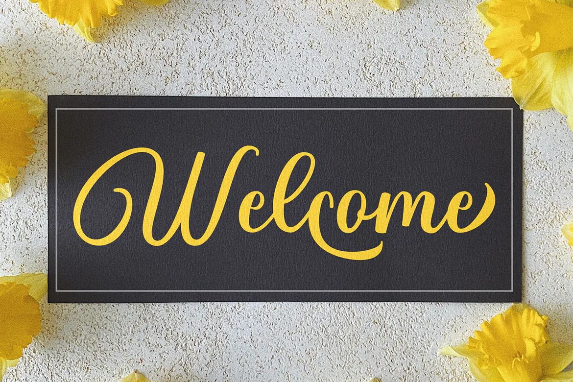 现代而奢华的英文手写书法字体 - Maternal