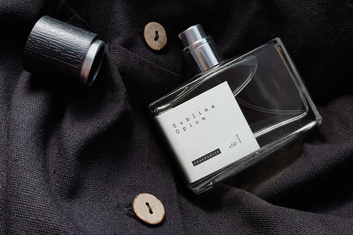 精致混合都市风格的英文无衬线字体 - Stroig