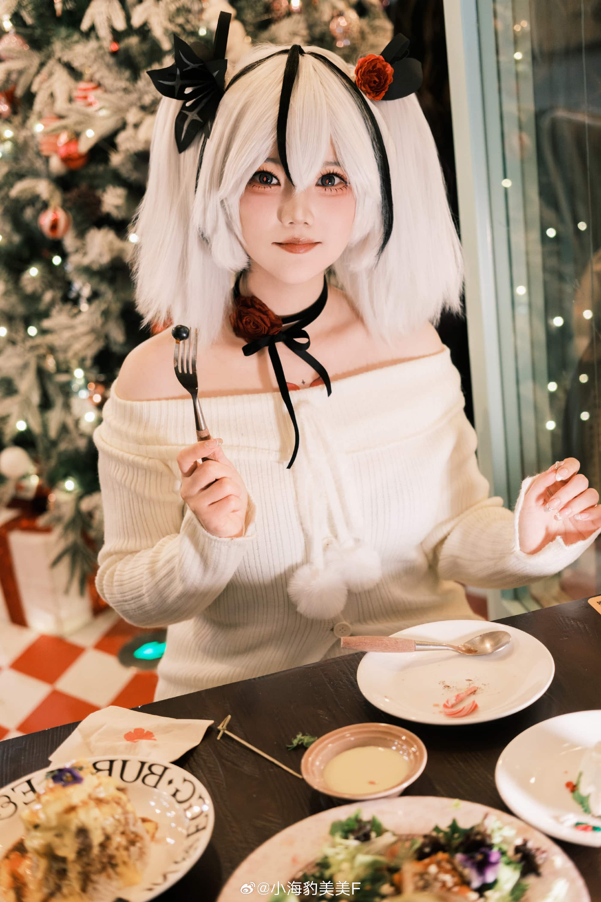 COSPLAY 和我一起的晚餐，有没有和开心呀～漂泊者💕 鸣潮 椿@小海豹美美F