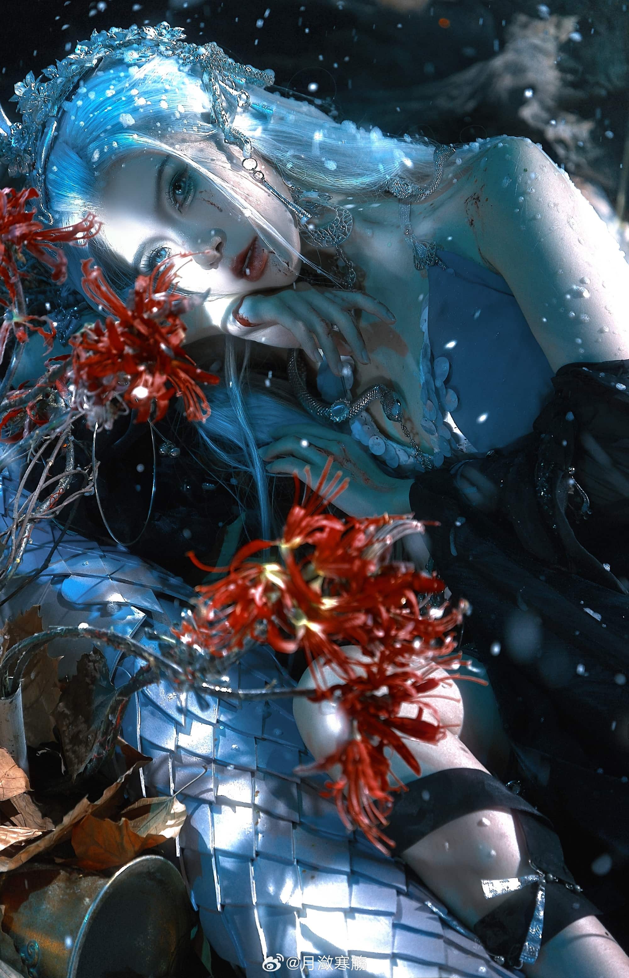 COSPLAY 逆水寒「山海志异」玄麟枕骸🐍 巴蛇cos@月潋寒觞