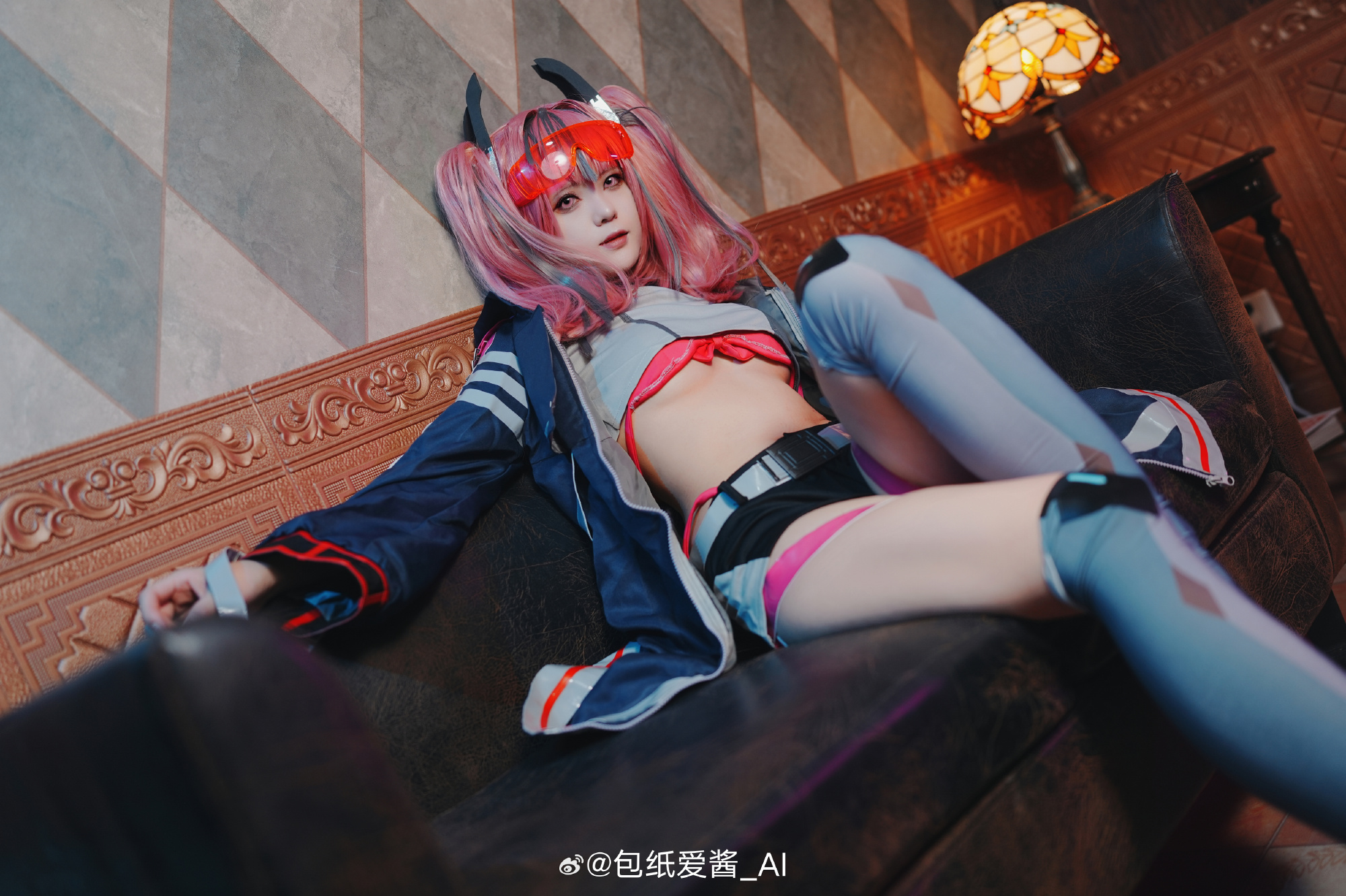 碧蓝航线布莱默顿原皮cos @包纸爱酱_AI