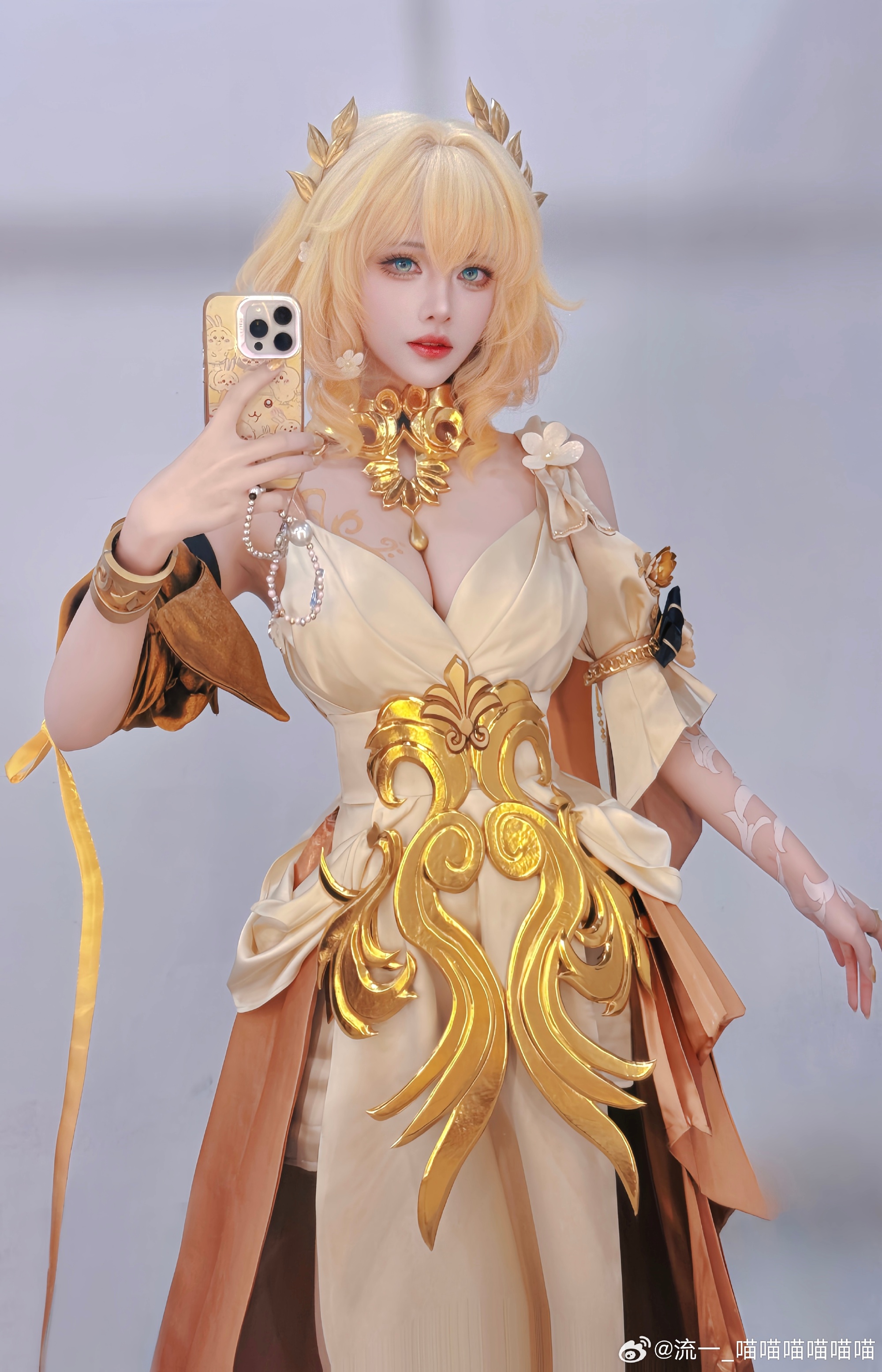 COSPLAY 突然发现阿格莱雅的自拍没有发！星穹铁道阿格莱雅@流一_喵喵喵喵喵喵