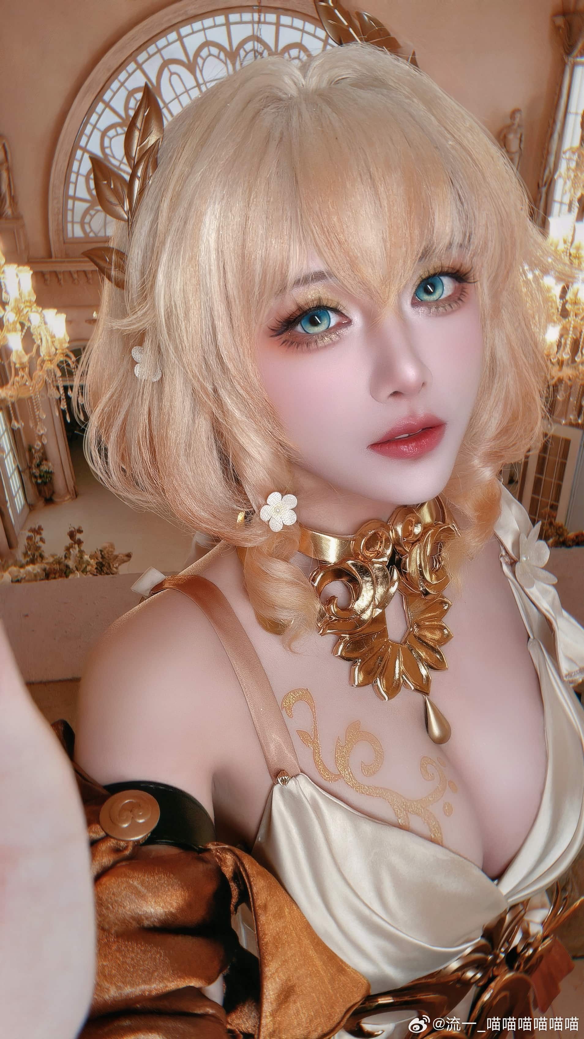 COSPLAY 突然发现阿格莱雅的自拍没有发！星穹铁道阿格莱雅@流一_喵喵喵喵喵喵