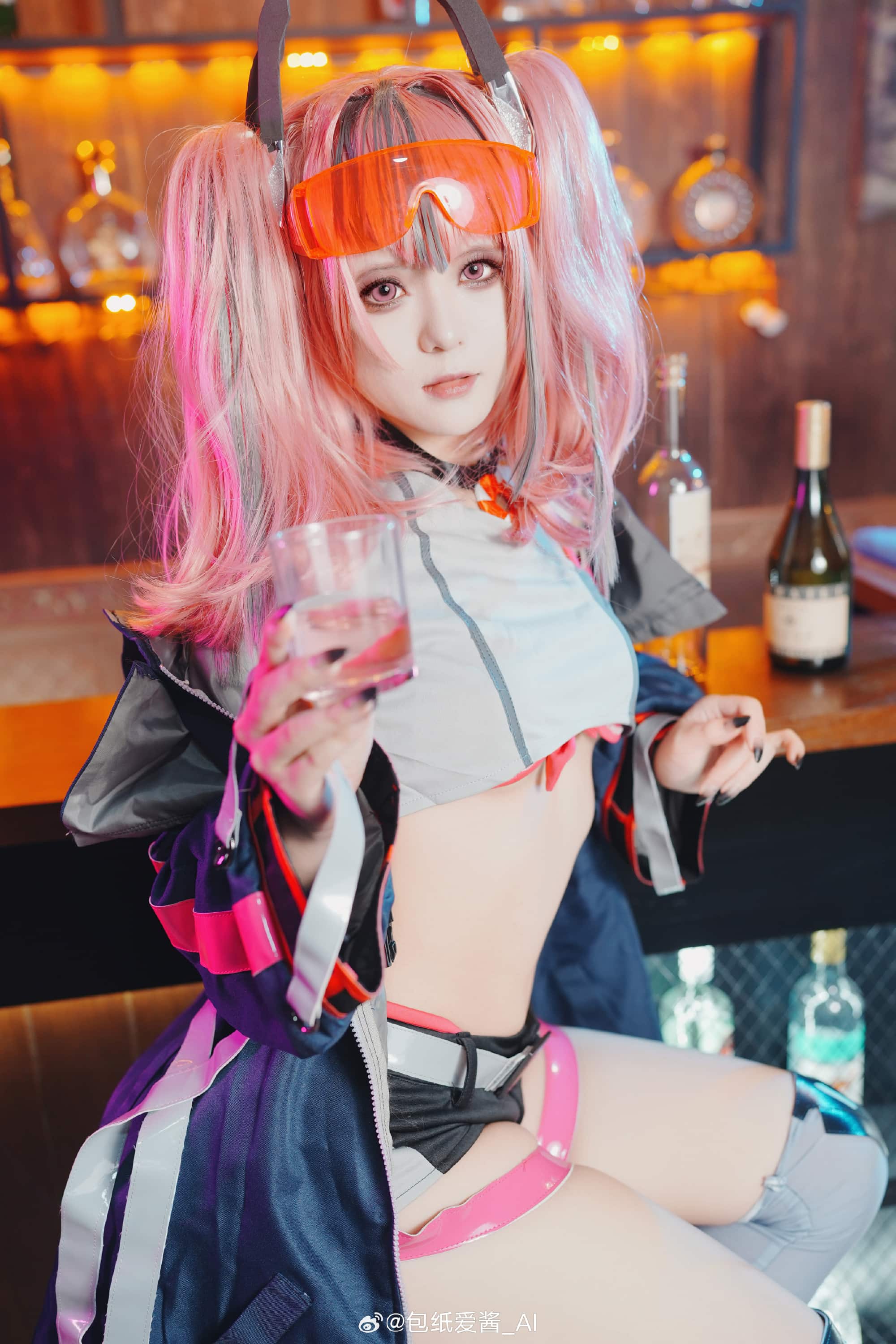 碧蓝航线布莱默顿原皮cos @包纸爱酱_AI