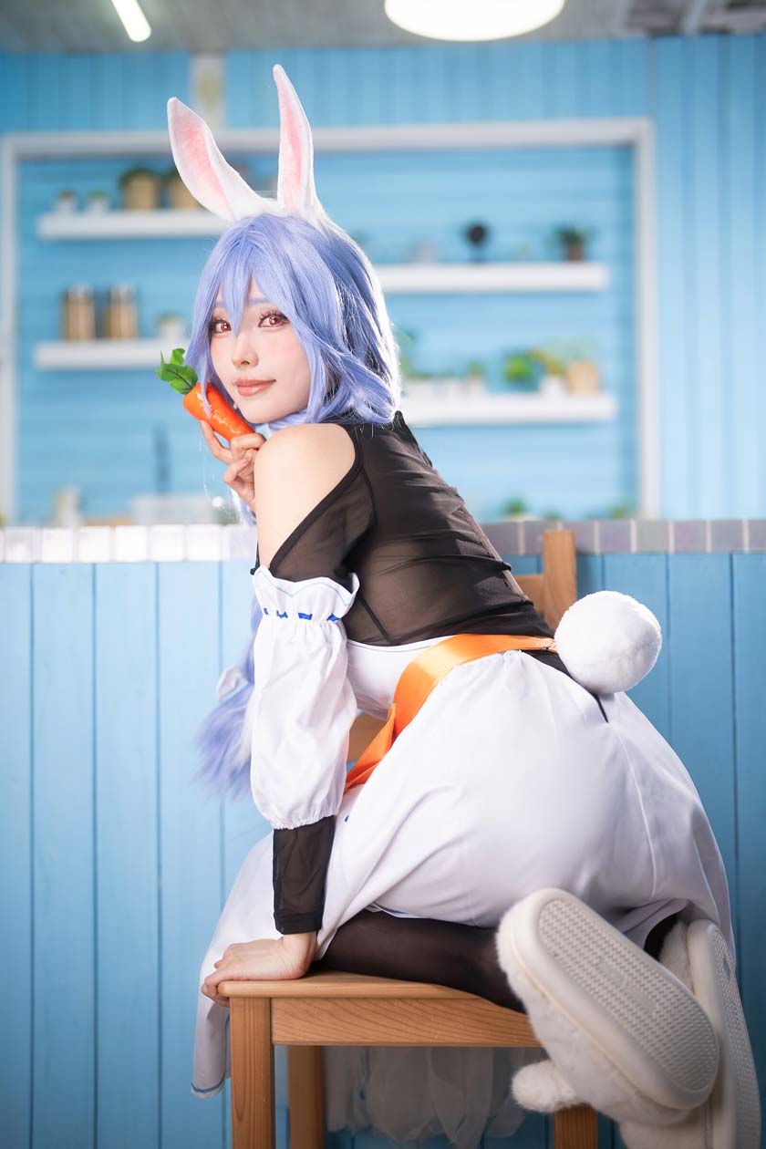 ElyEE子 Usada Pekora Mama  摄影写真ElyEE子 Usada Pekora Mama [18P3V-44MB]