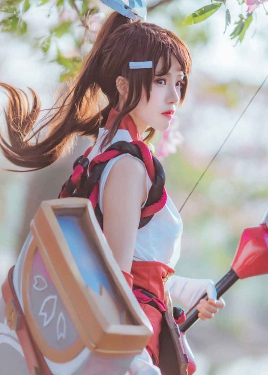 桜桃喵 – 花见巫女 超精美cosplay美图