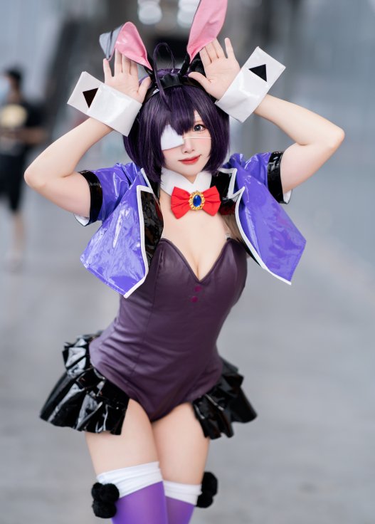 是六花的兔女郎！@兔子兔子兔w