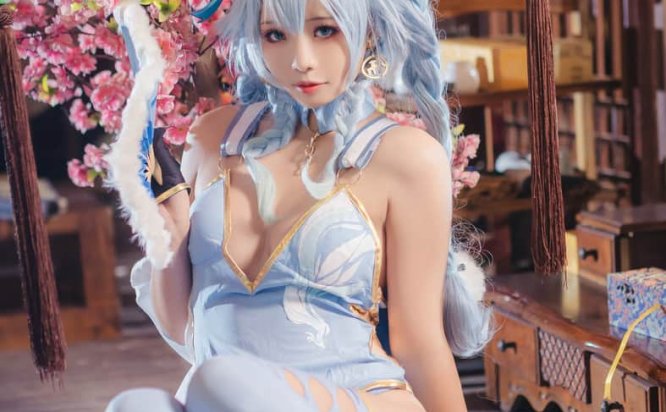 墨玉-M COS写真图片合集[持续更新]