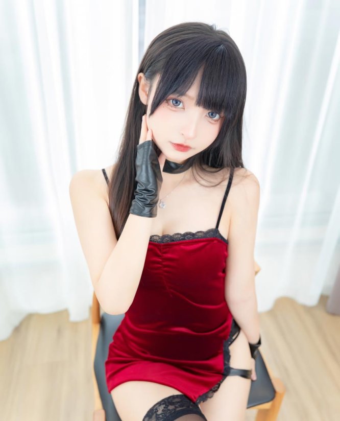 神楽坂真冬 男爵夫人