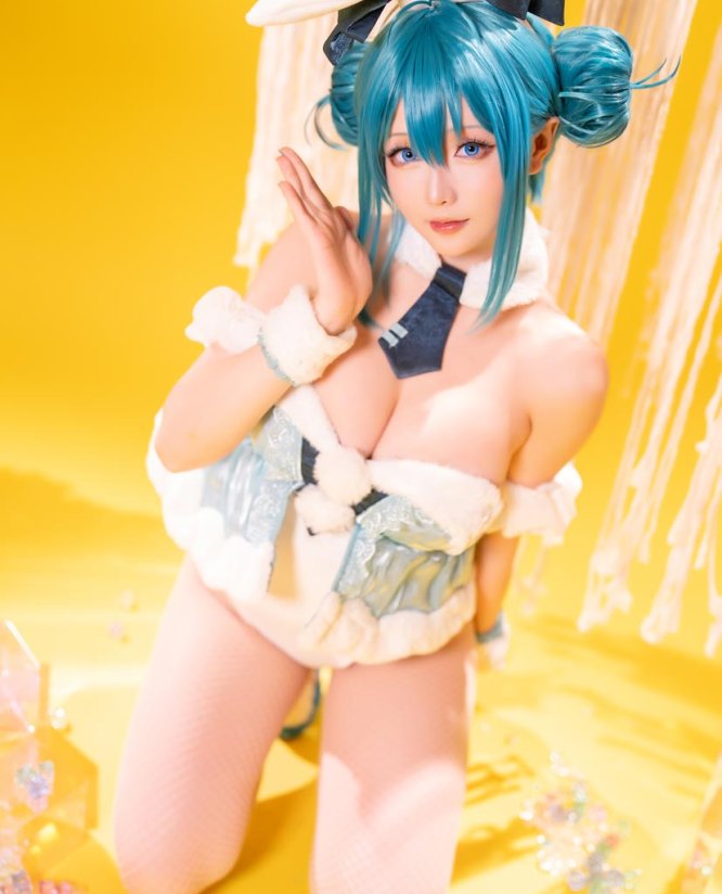 星之迟迟  初音未来 白兔女郎