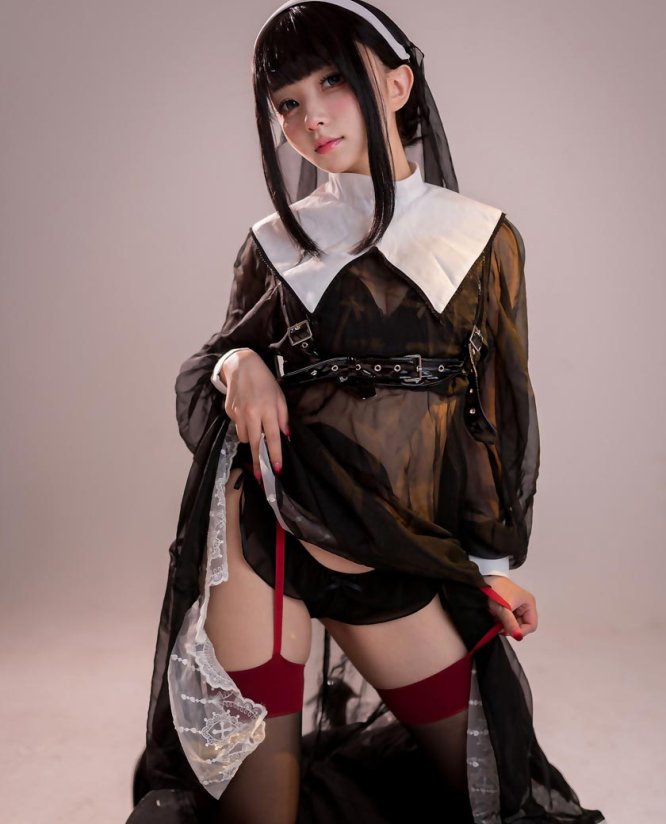 花铃 修女的忏悔室