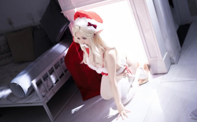 星之迟迟的圣诞奇遇：当精灵遇上狂欢