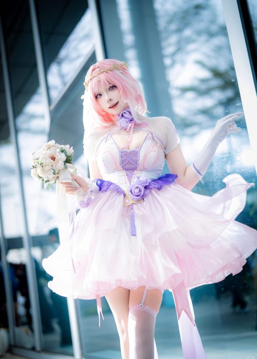 COSPLAY 崩坏3 喧鼓祈新 爱门永存！@冉冉不甜v