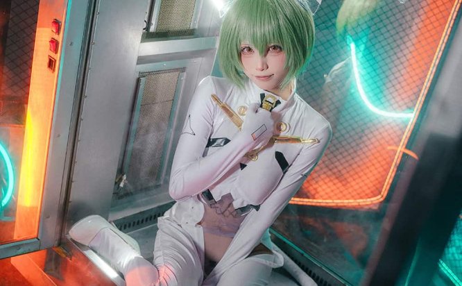 COSPLAY 被线缆捆住了喵@三無人型