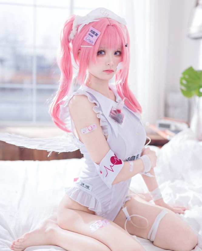 九柒喵 小护士针筒